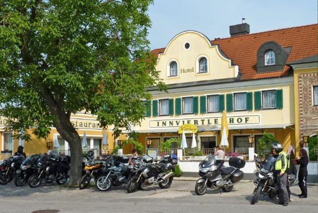 Innviertlerhof Linz Buitenkant foto